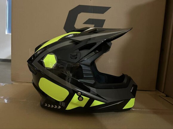 Мотошлем GRID VOLT Black/Yellow Размер XXL pitbikemarket.ru